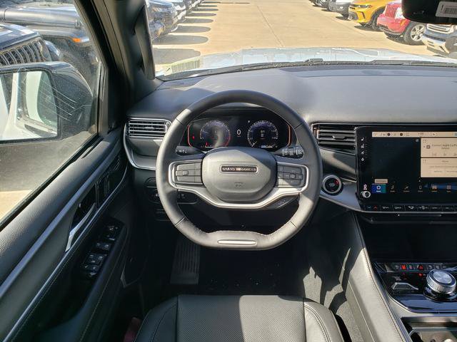 New 2026 Jeep Grand Wagoneer Limited AWD/4WD image 9