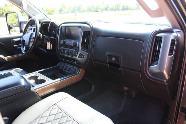 Used 2015 Chevrolet Silverado 2500 LTZ w/ Duramax Plus Package AWD/4WD image 20