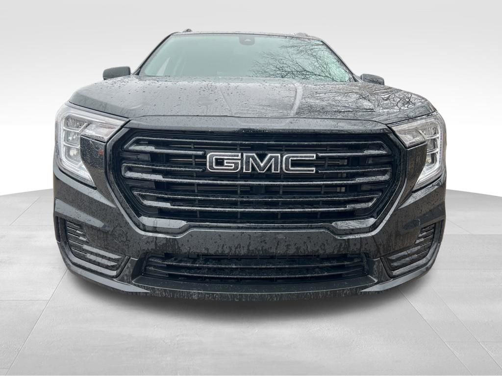 Certified 2023 GMC Terrain SLE w/ Driver Convenience Package image 10
