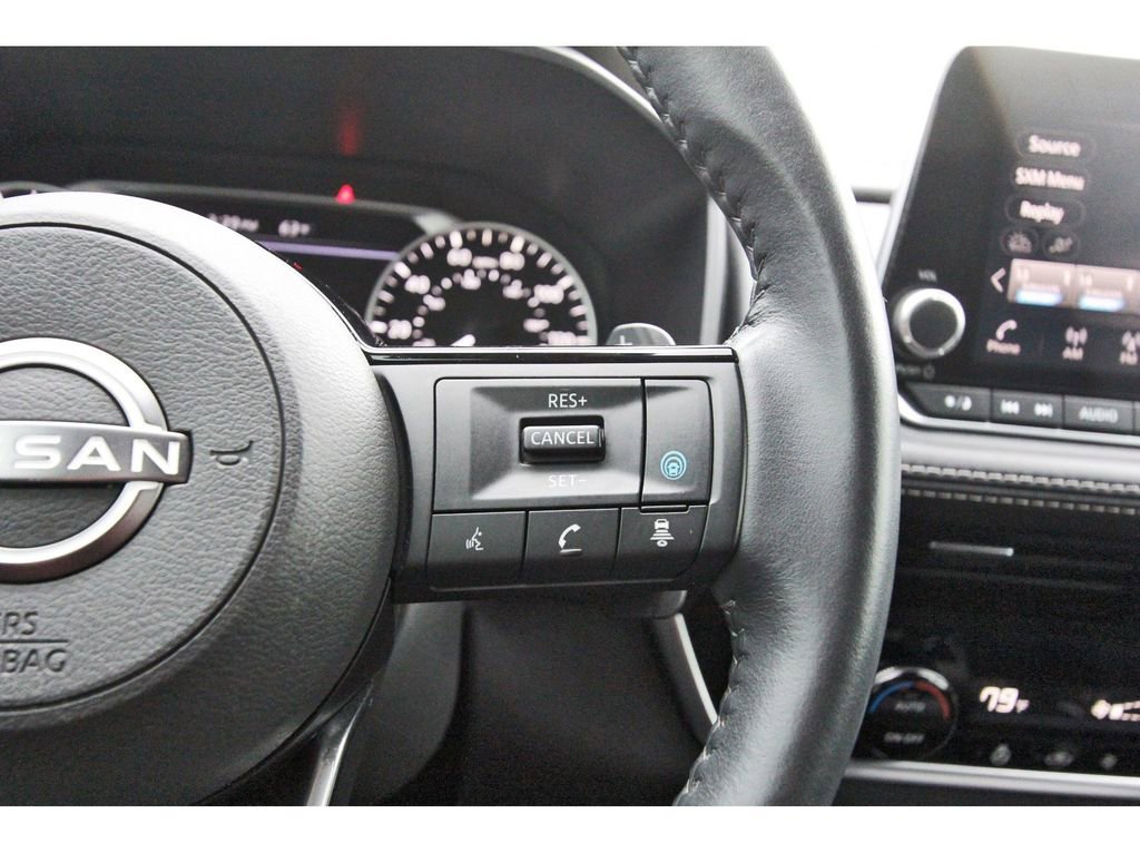 Used 2023 Nissan Rogue SL image 20