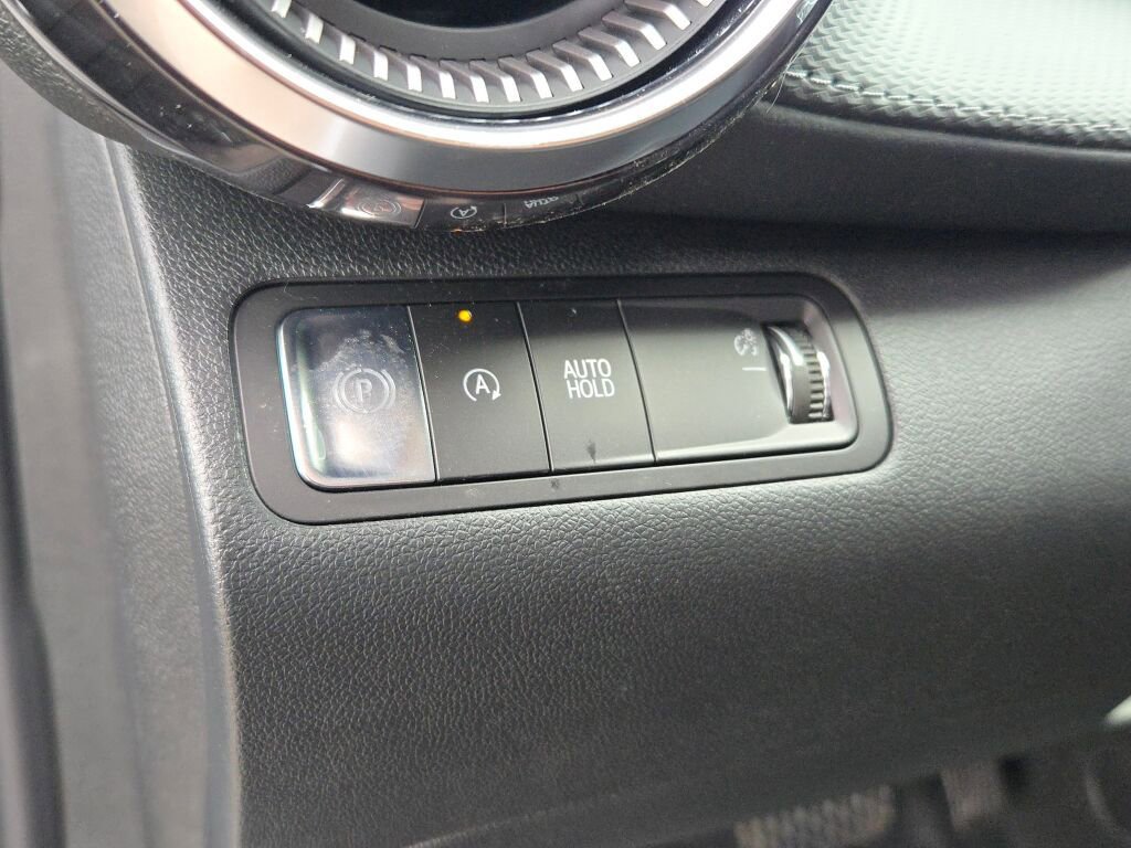 New 2026 Chevrolet Equinox LT w/ Convenience Package II FWD image 24