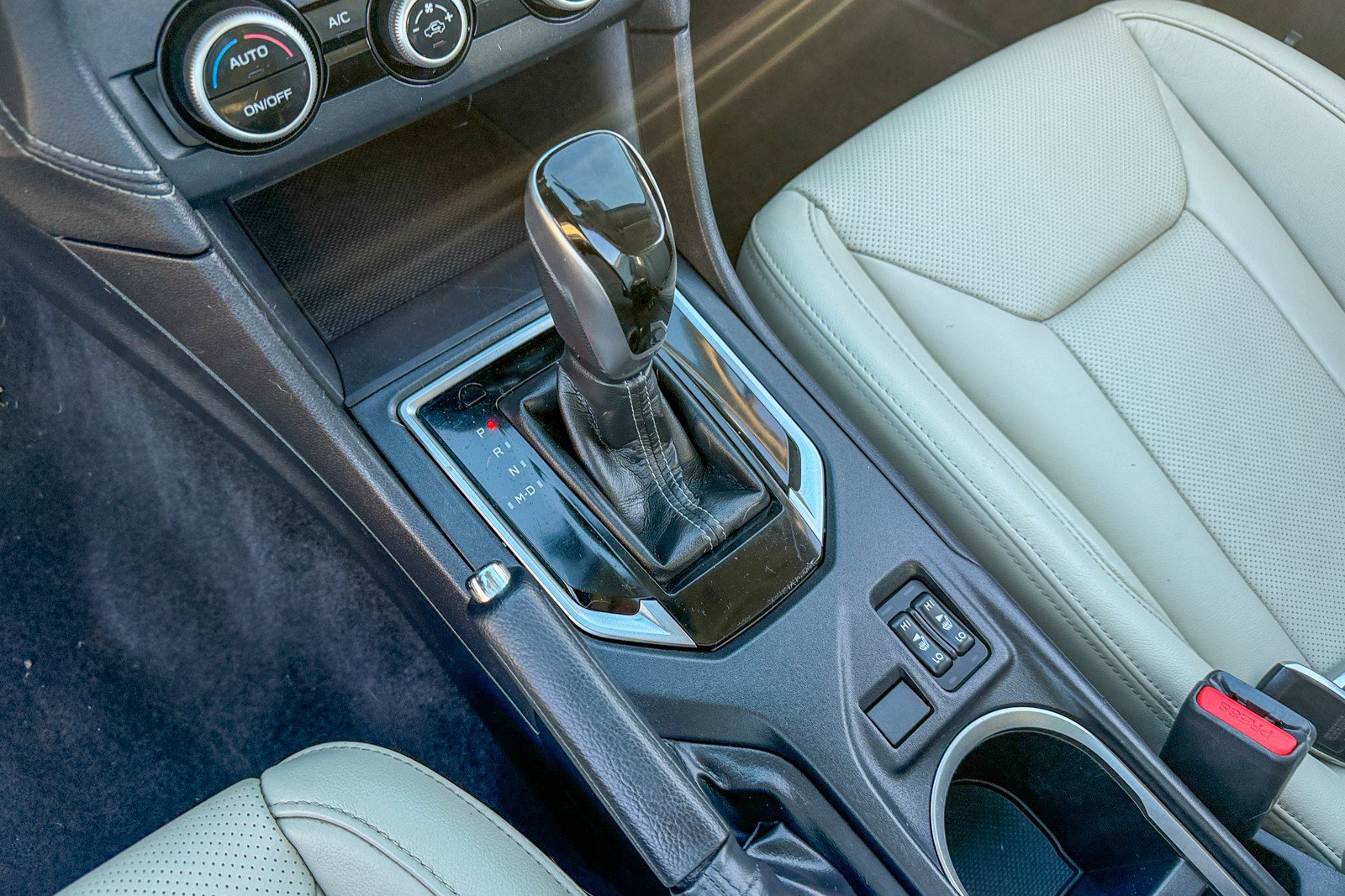 Used 2018 Subaru Impreza 2.0i Limited image 19