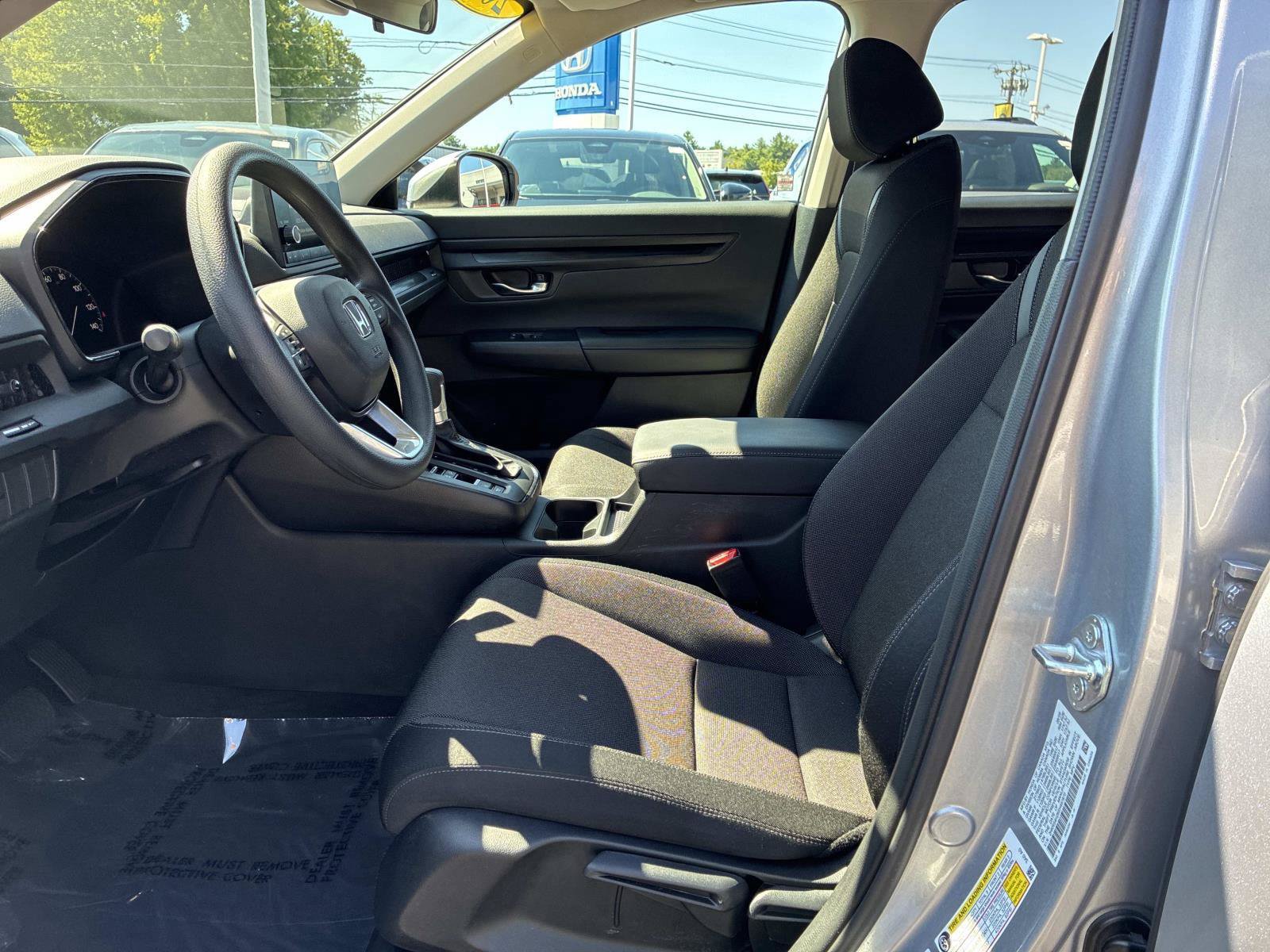 Used 2025 Honda CR-V LX image 17