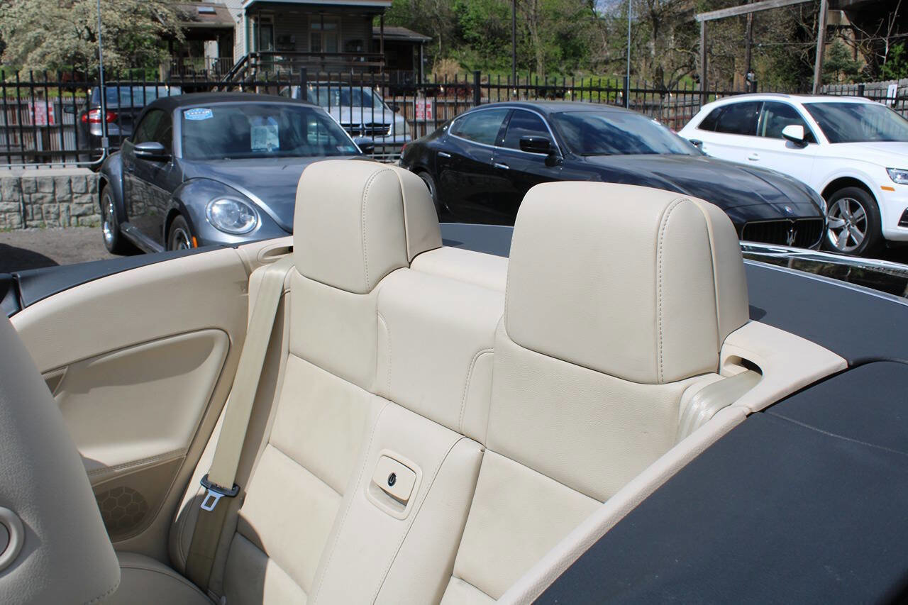 Used 2013 Volkswagen Eos Lux image 31