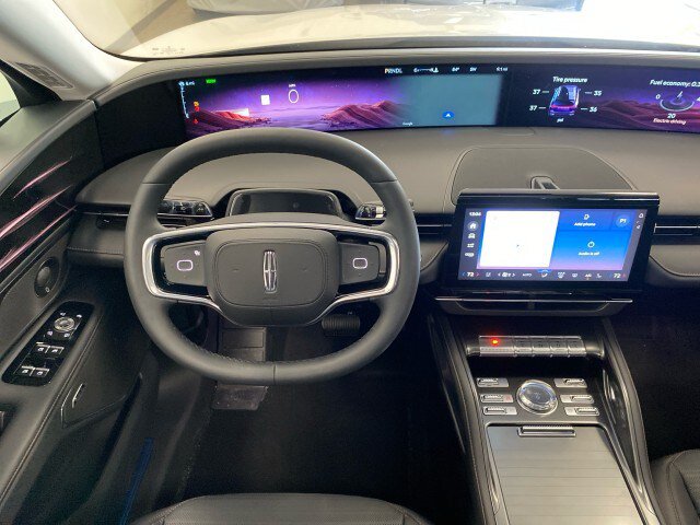 New 2026 Lincoln Nautilus Reserve AWD/4WD image 11