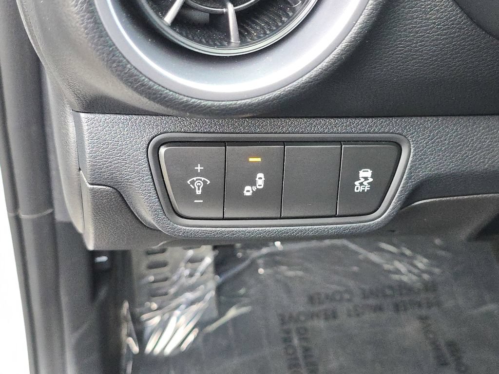 Used 2023 Kia Forte GT-Line w/ GT-Line Premium Package FWD image 32