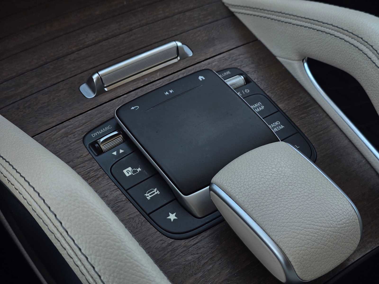 Used 2022 Mercedes-Benz GLE 350 image 35