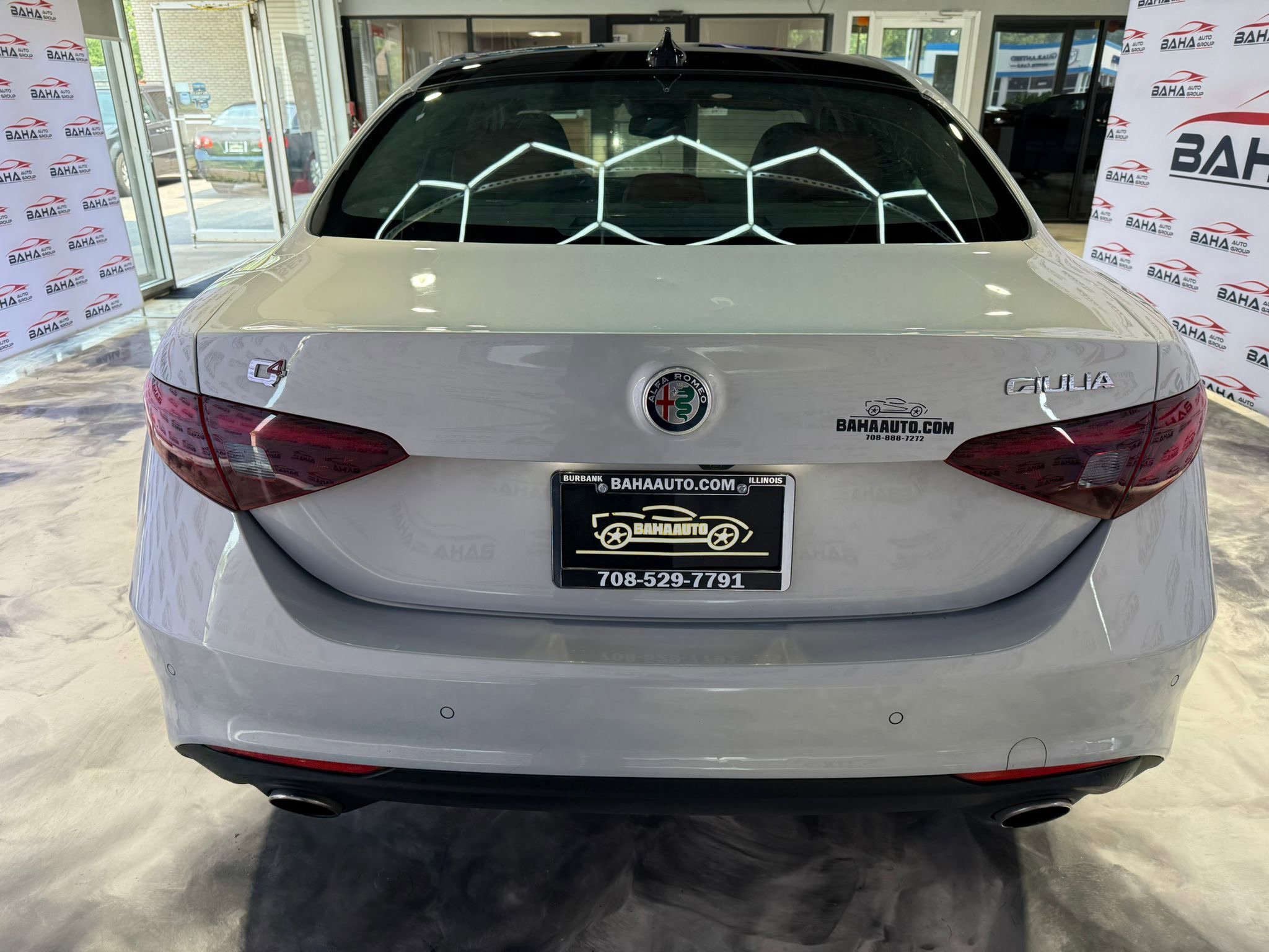 Used 2021 Alfa Romeo Giulia Sprint w/ Sun & Sound Package image 9