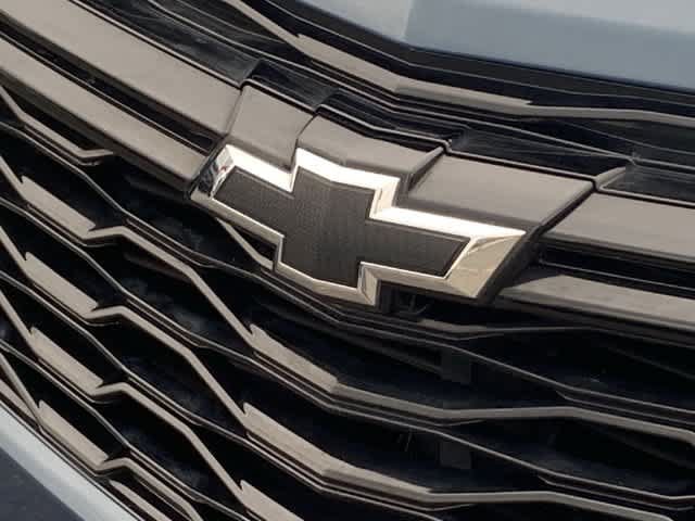 Used 2024 Chevrolet Equinox RS w/ LPO, Floor Liner Package FWD image 12