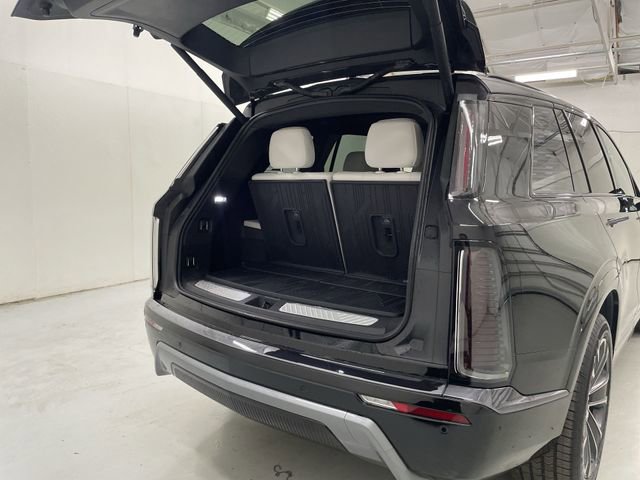 New 2026 Cadillac Vistiq Sport w/ LPO, Floor Liner Package image 28
