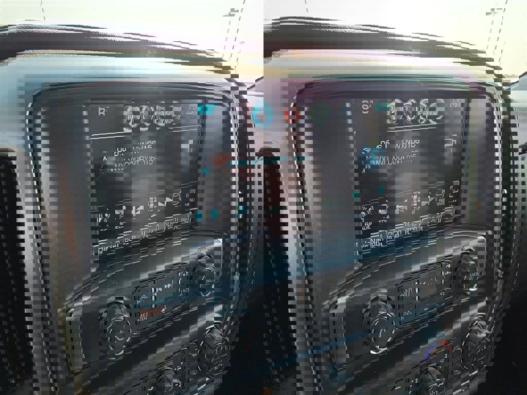 Used 2017 Chevrolet Silverado 1500 LTZ Z71 w/ LTZ Plus Package image 12