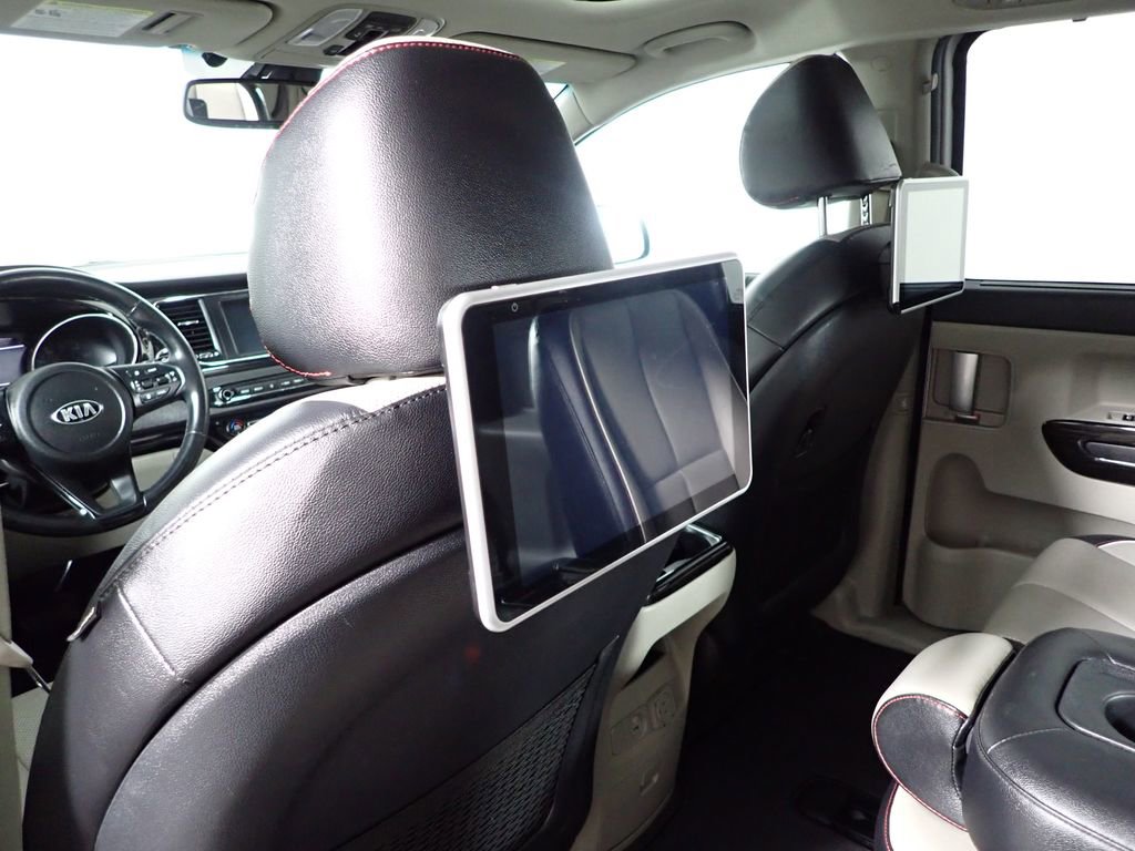Used 2021 Kia Sedona SX FWD image 37