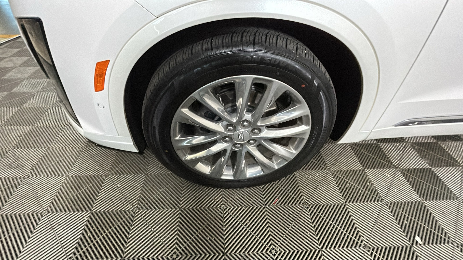 Used 2021 Cadillac XT6 Premium Luxury AWD/4WD image 11