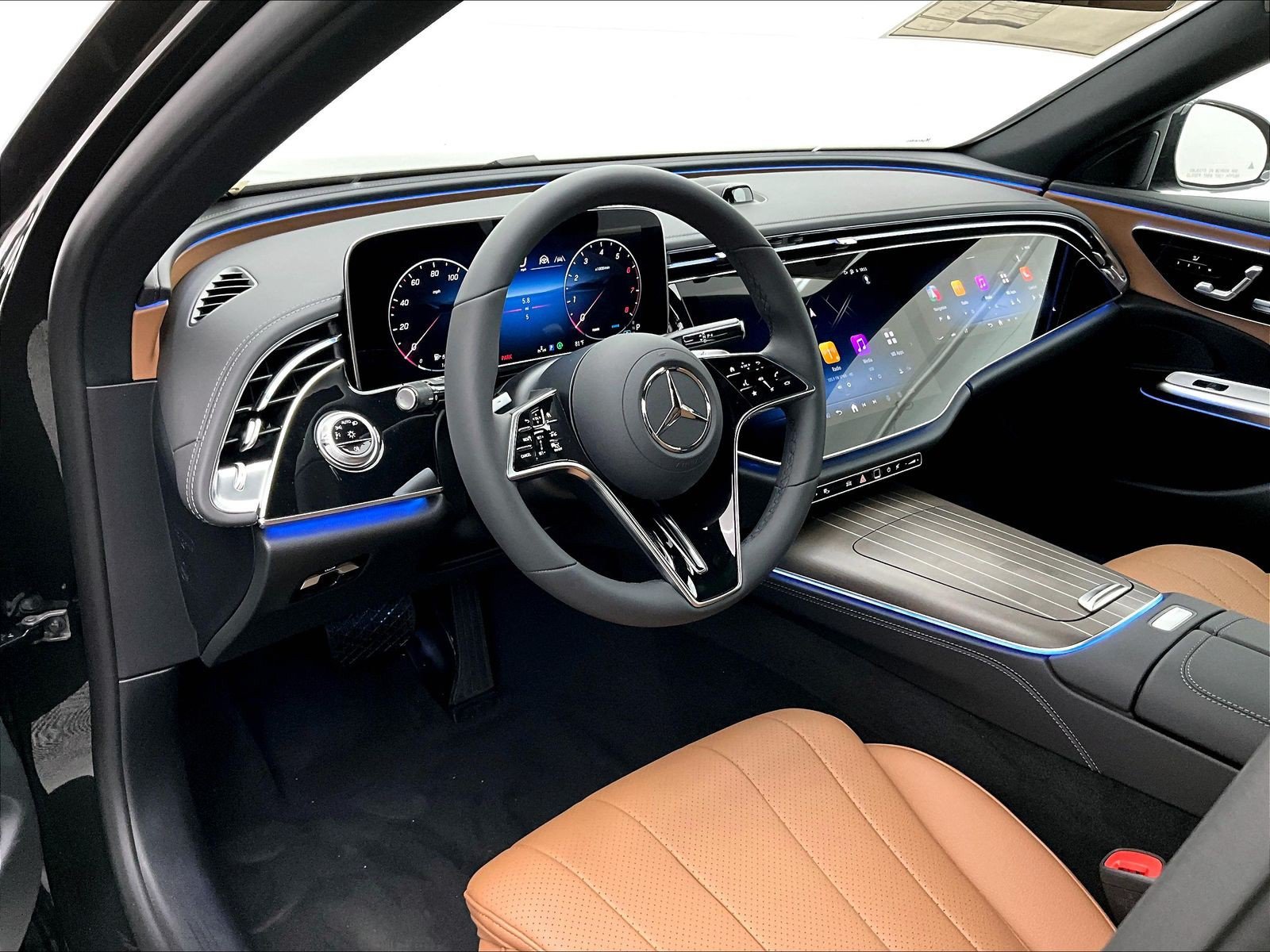 New 2027 Mercedes-Benz E 450 4MATIC Sedan image 6