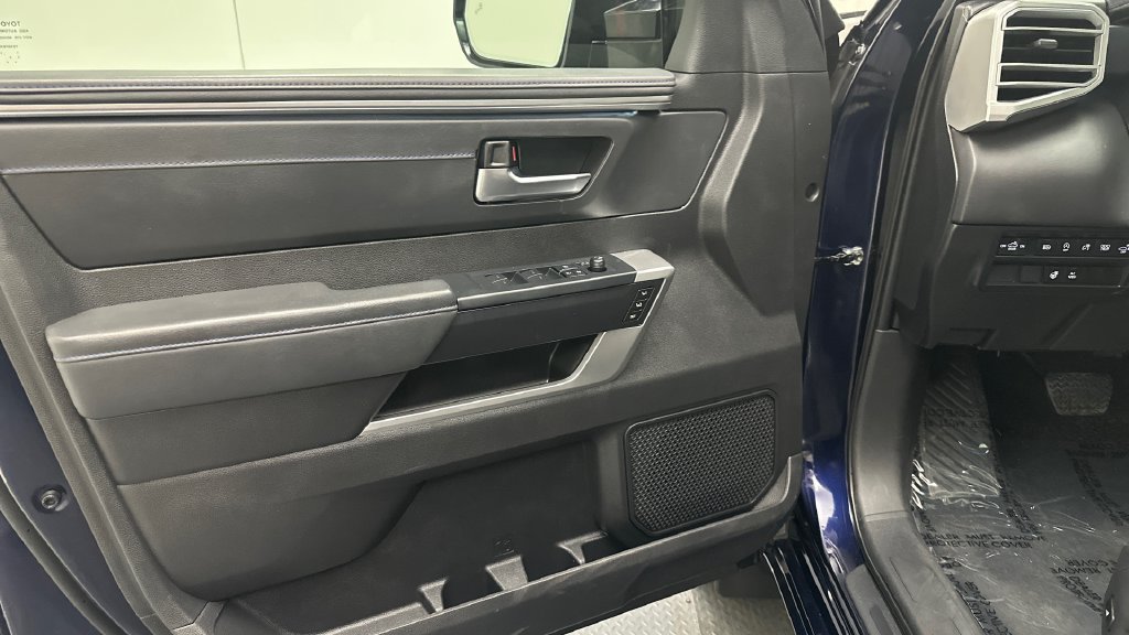 Certified 2025 Toyota Tundra Platinum AWD/4WD image 15