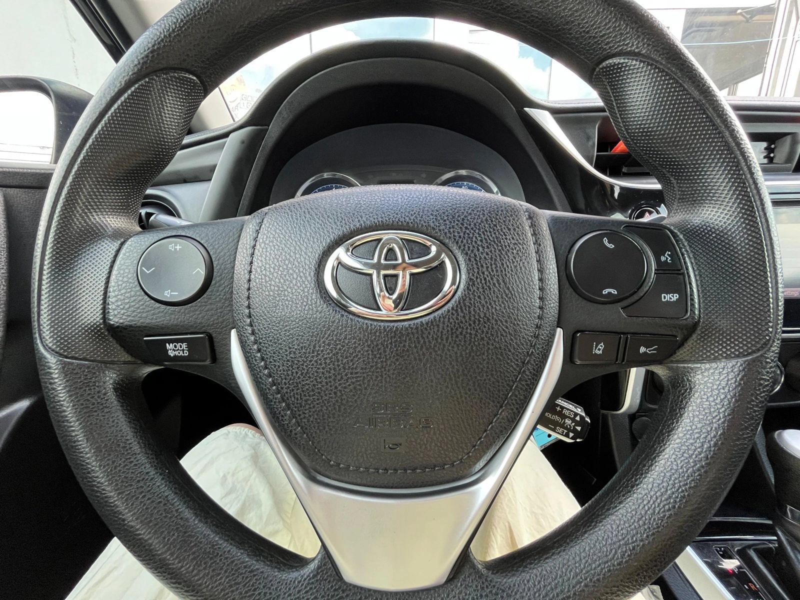 Used 2019 Toyota Corolla L FWD image 13
