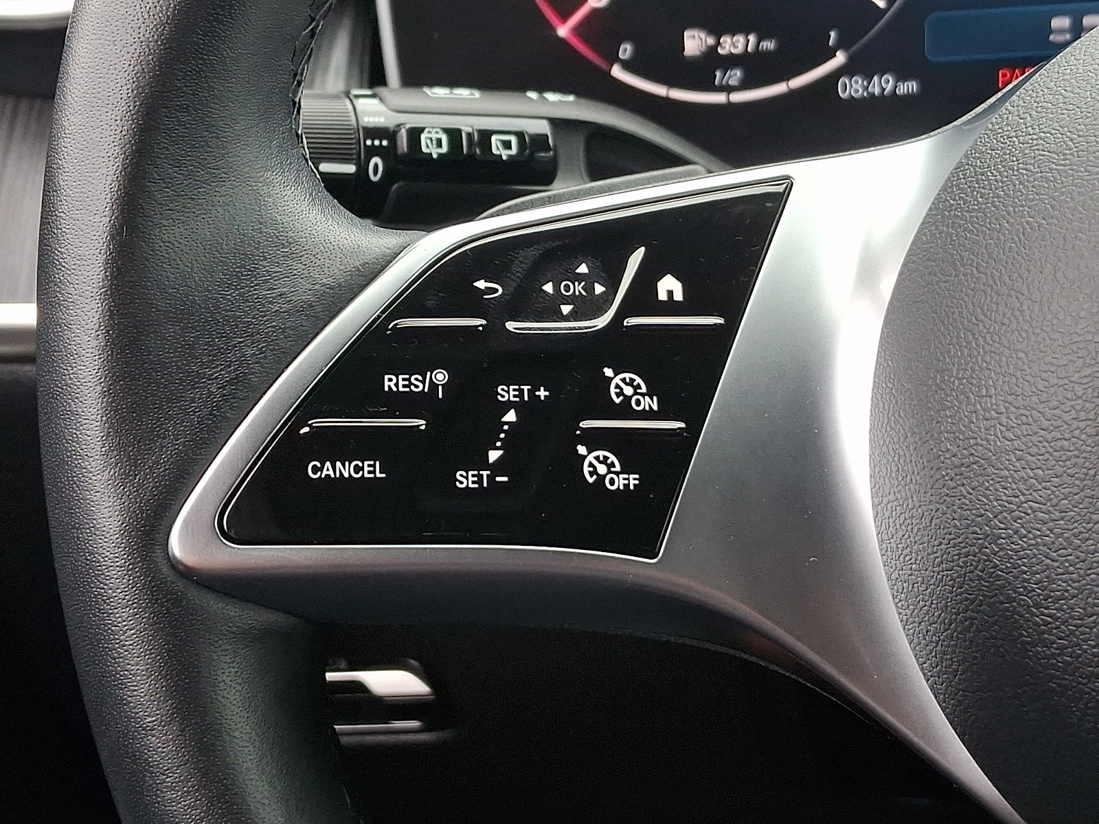 Used 2025 Mercedes-Benz GLC 300 image 20