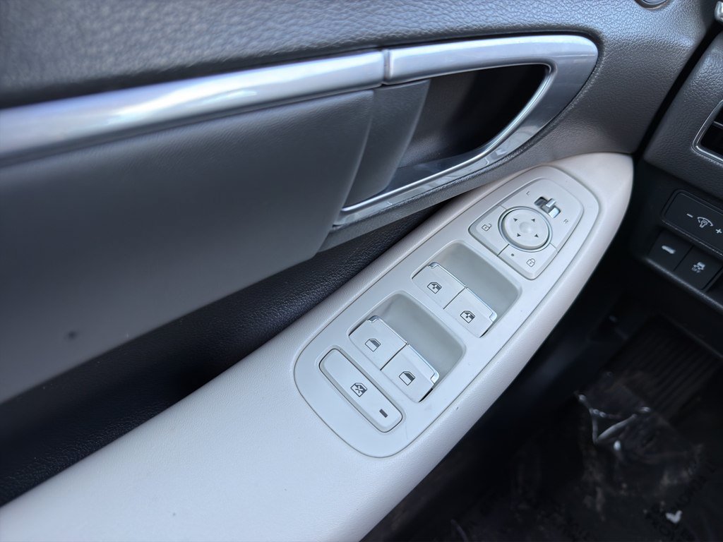 Used 2023 Hyundai Sonata SEL FWD image 11