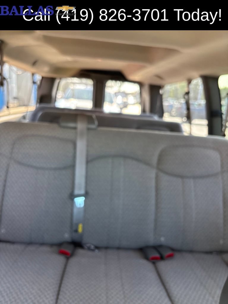 Used 2003 GMC Savana 2500 Extended Passenger w/ Sle Preferred Equipment Group RWD image 11