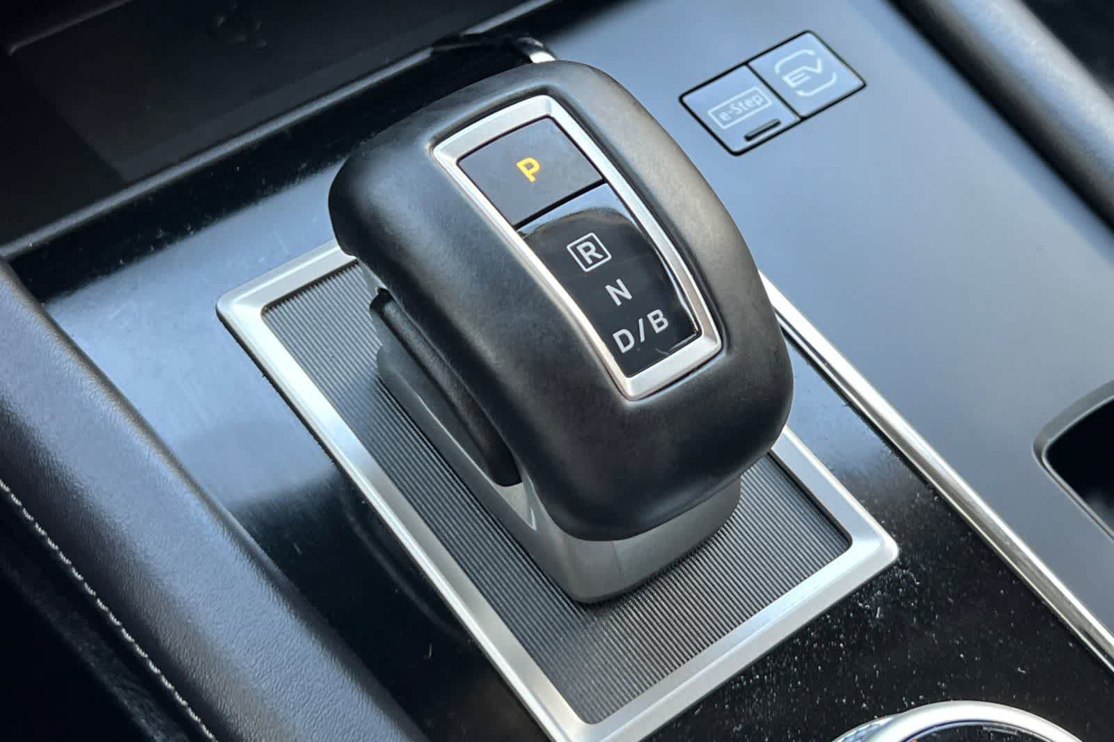 New 2026 Nissan Rogue SL AWD/4WD image 28