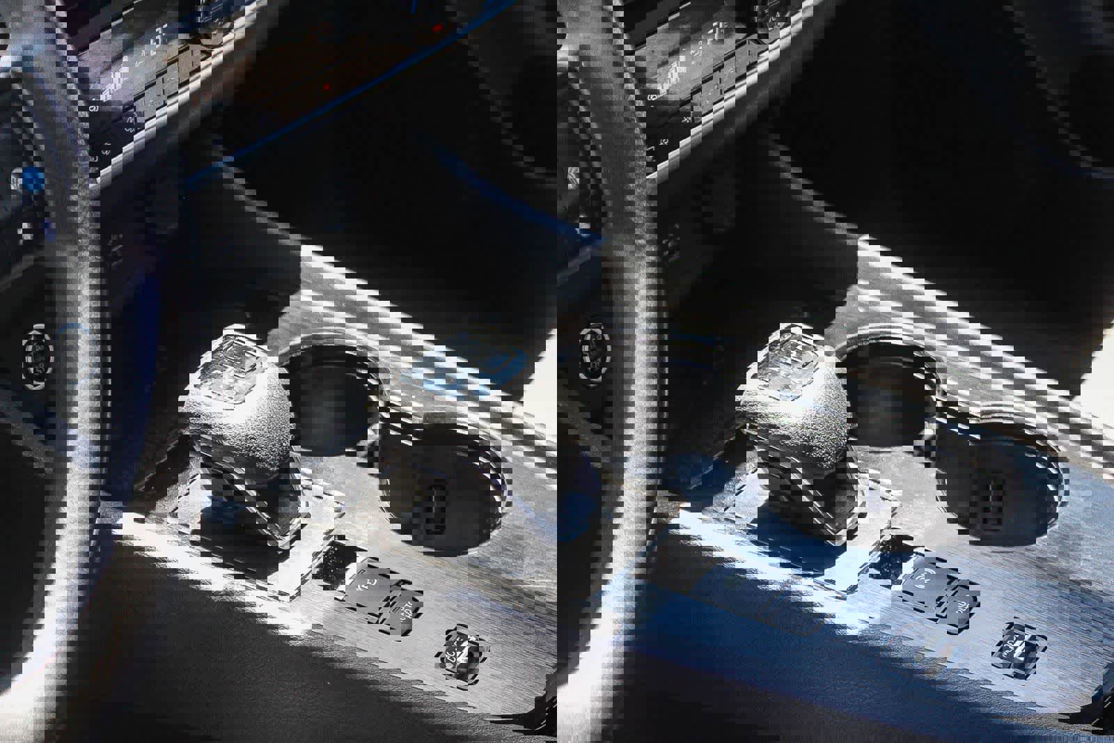 Used 2023 Nissan Rogue SV image 26