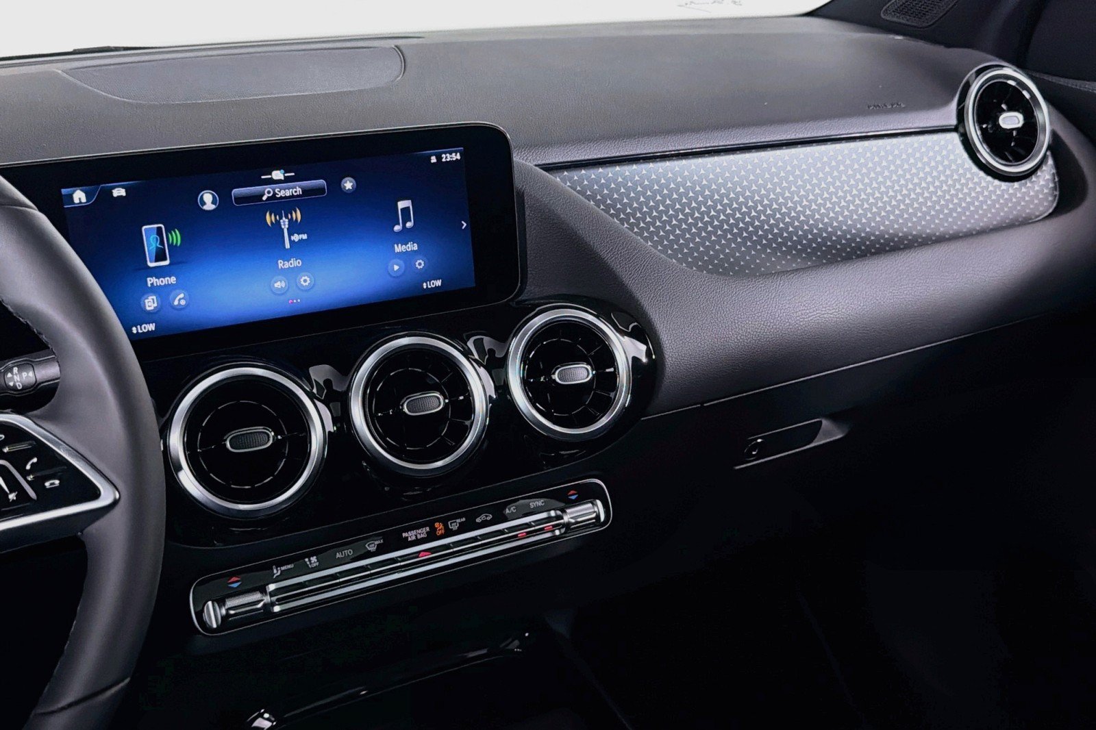 New 2026 Mercedes-Benz GLA 250 image 19