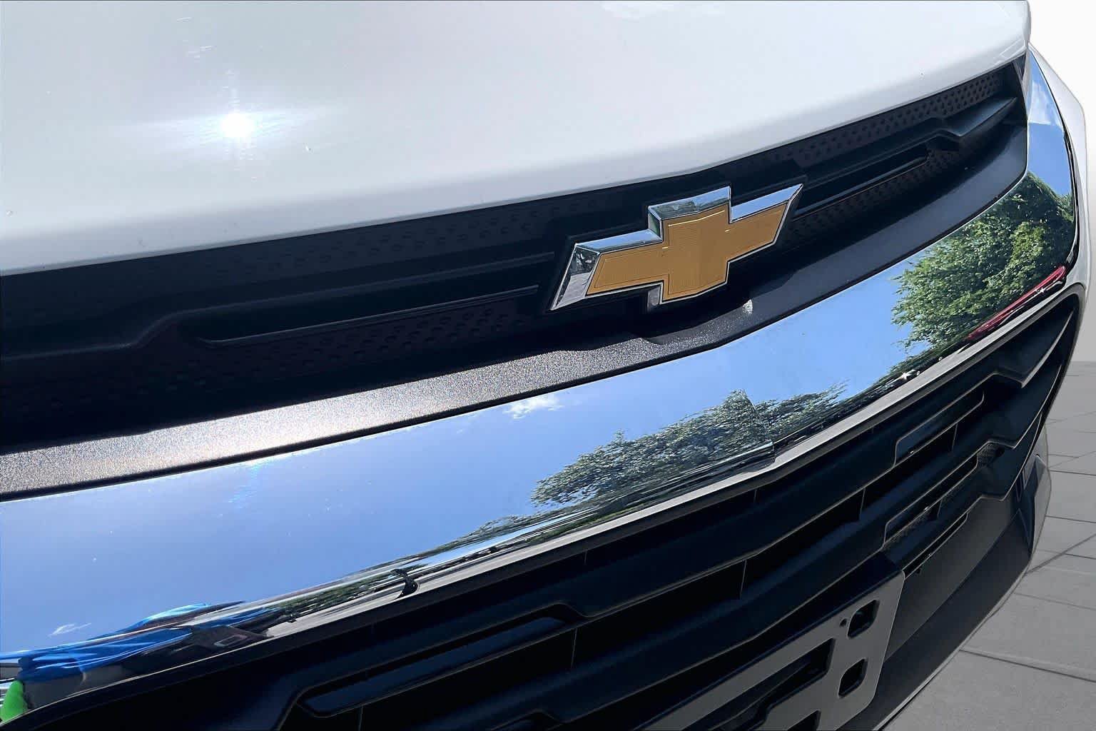 Used 2023 Chevrolet TrailBlazer LS FWD image 32