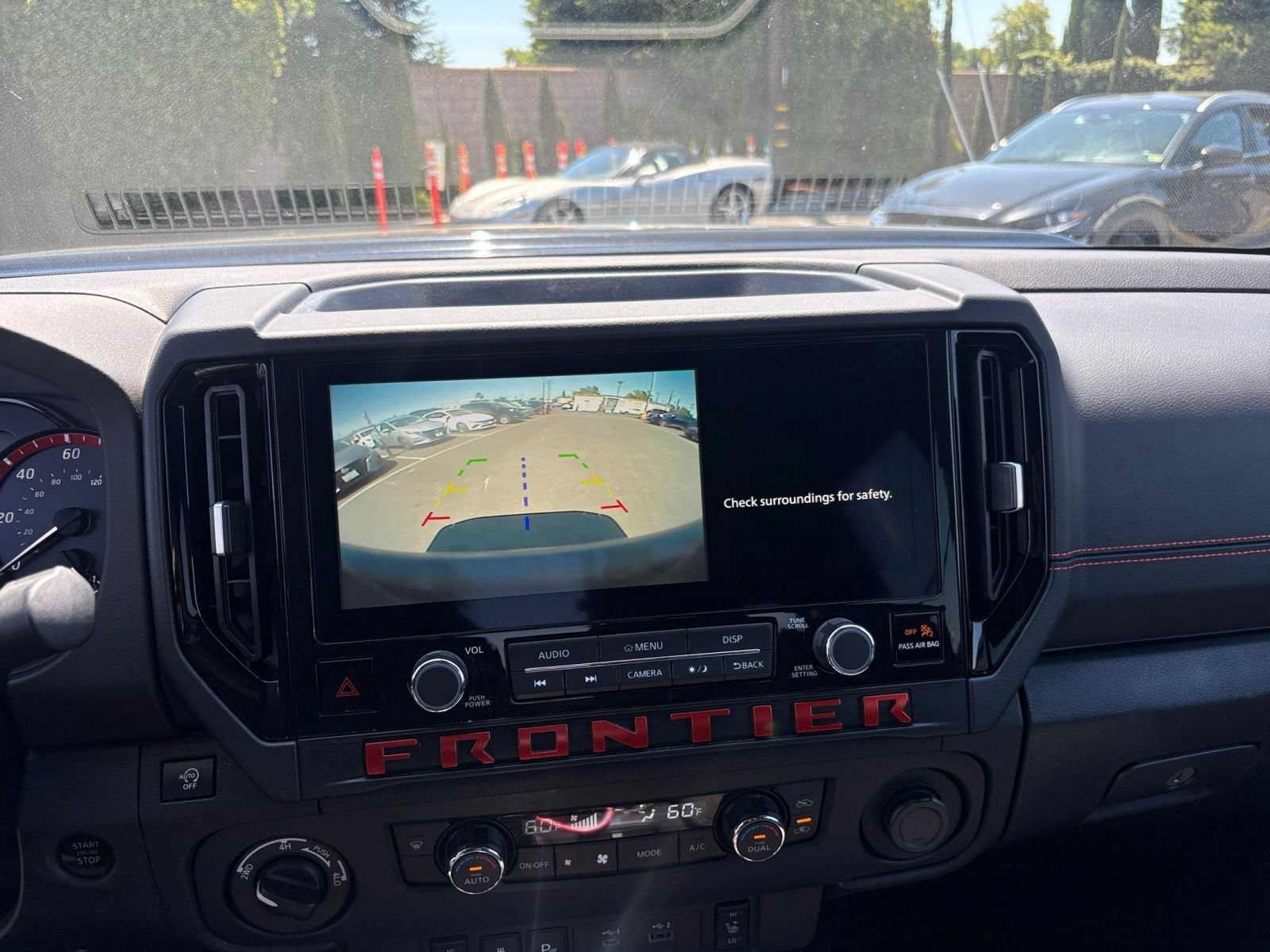 Used 2026 Nissan Frontier PRO-4X AWD/4WD image 23