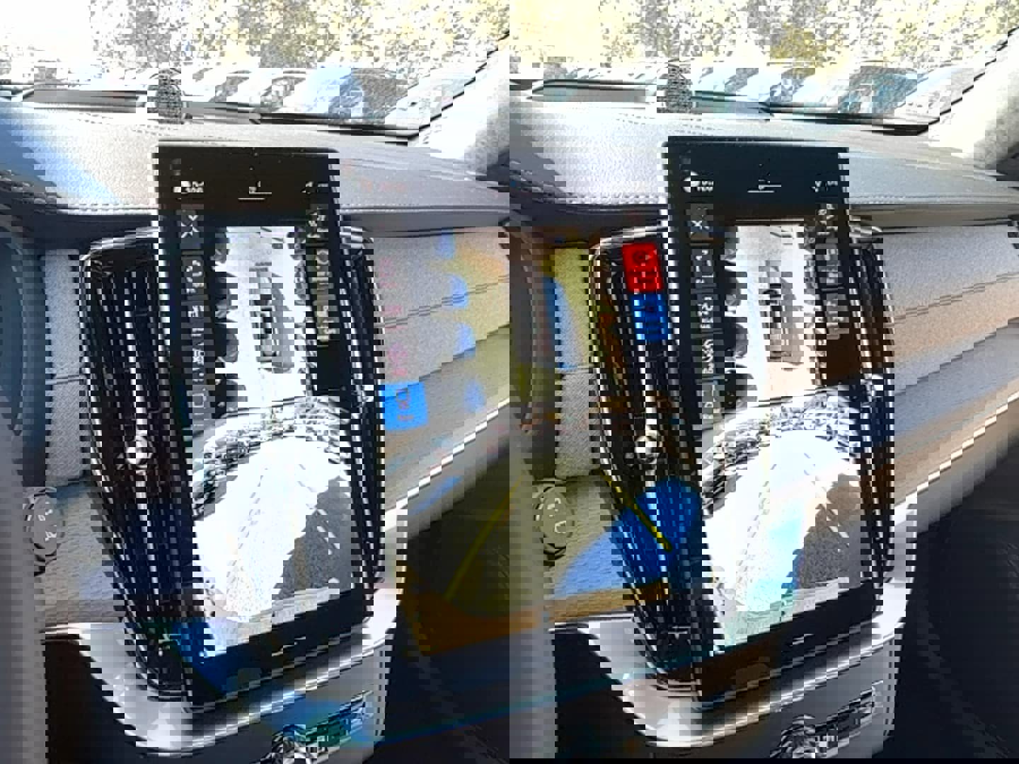 New 2026 Volvo XC90 T8 Ultra w/ Lounge Package image 23