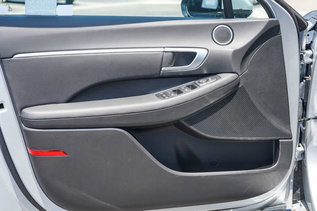 New 2026 Hyundai Sonata SEL FWD image 19