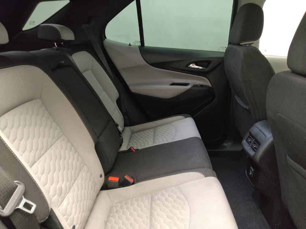 Used 2019 Chevrolet Equinox LS FWD image 19