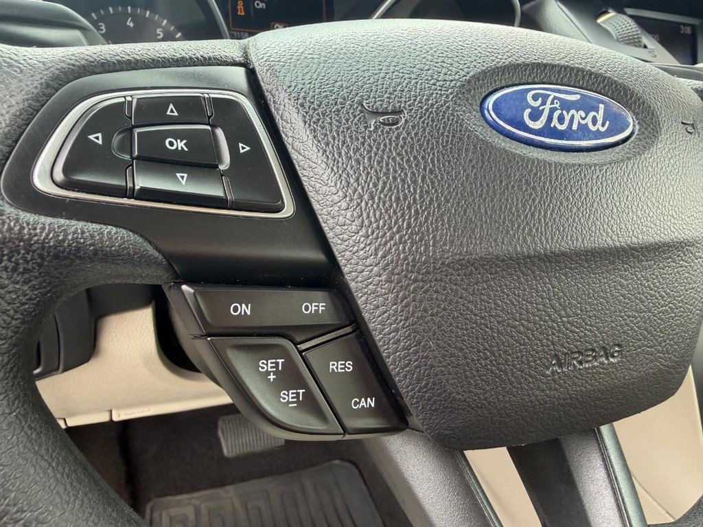 Used 2017 Ford Focus SE FWD image 34