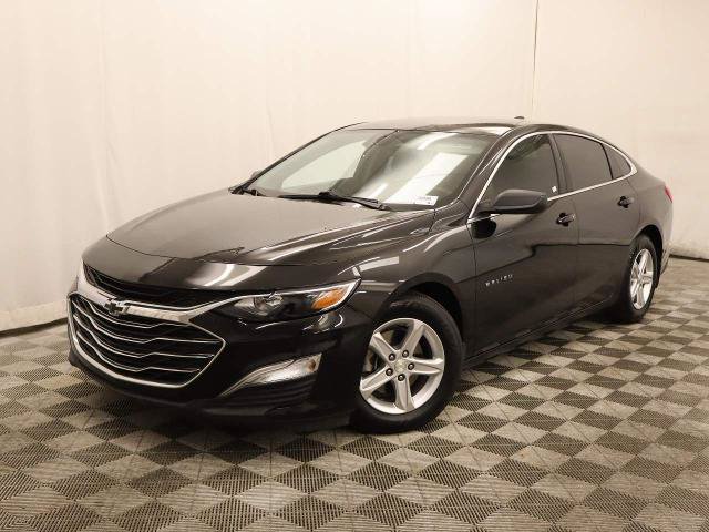 Used 2023 Chevrolet Malibu LS FWD image 1