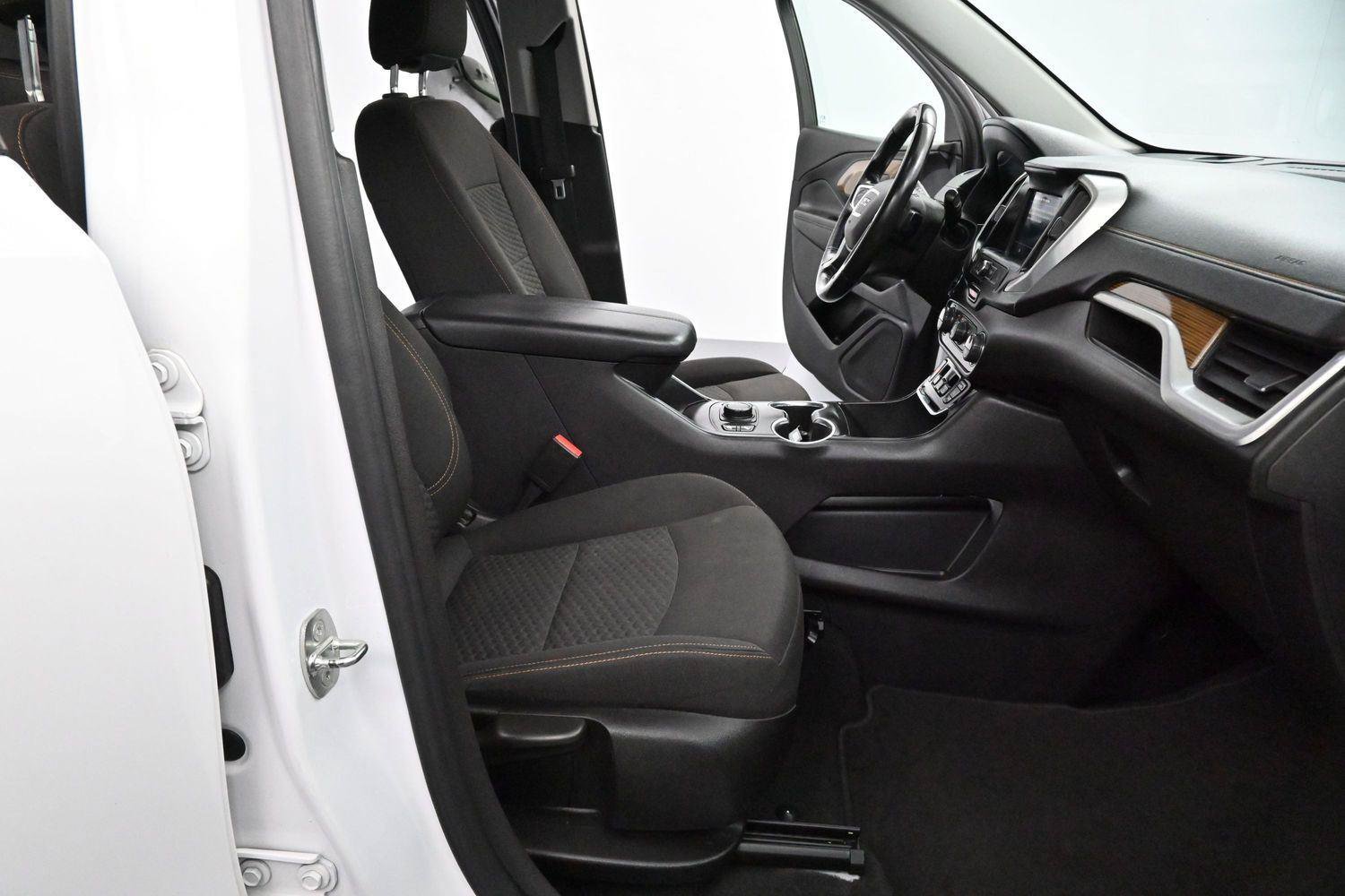 Used 2020 GMC Terrain SLE w/ Driver Convenience Package AWD/4WD image 29