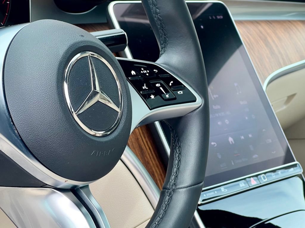 Certified 2024 Mercedes-Benz C 300 4MATIC Sedan image 35