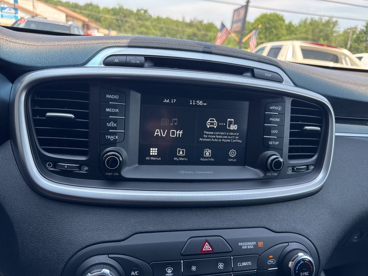 Used 2018 Kia Sorento AWD image 29