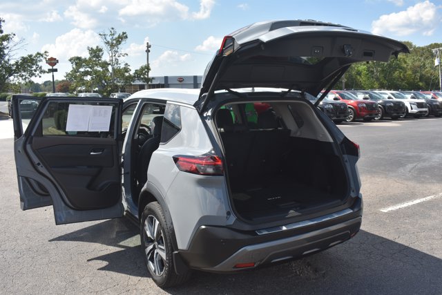 Used 2023 Nissan Rogue SL FWD image 16