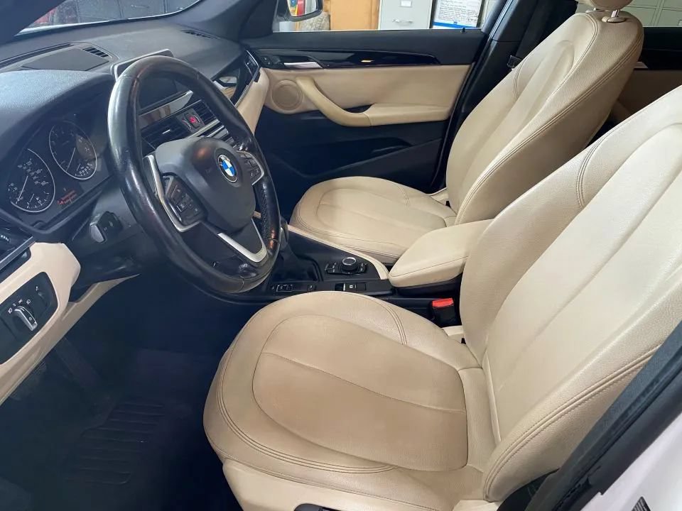 Used 2018 BMW X1 xDrive28i AWD/4WD image 15