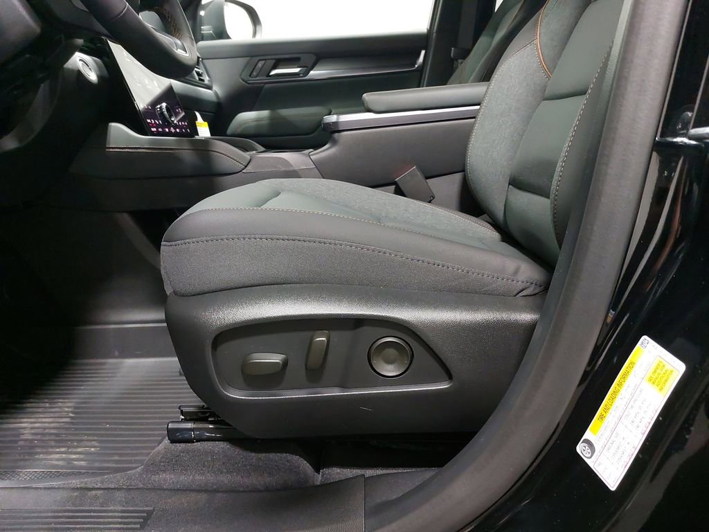 New 2026 GMC Terrain AT4 w/ Convenience Package III AWD/4WD image 30