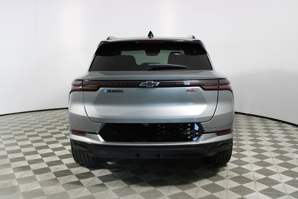 Used 2024 Chevrolet Equinox EV RS FWD image 39