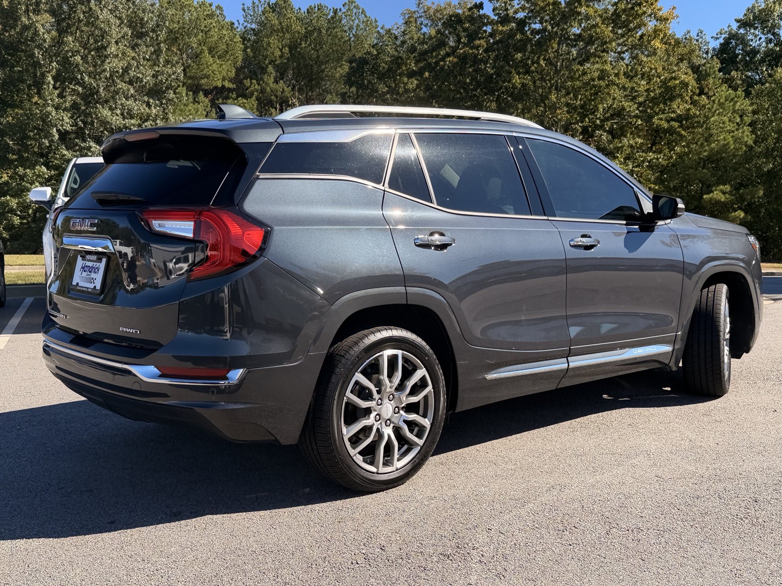 Used 2022 GMC Terrain Denali AWD/4WD image 12