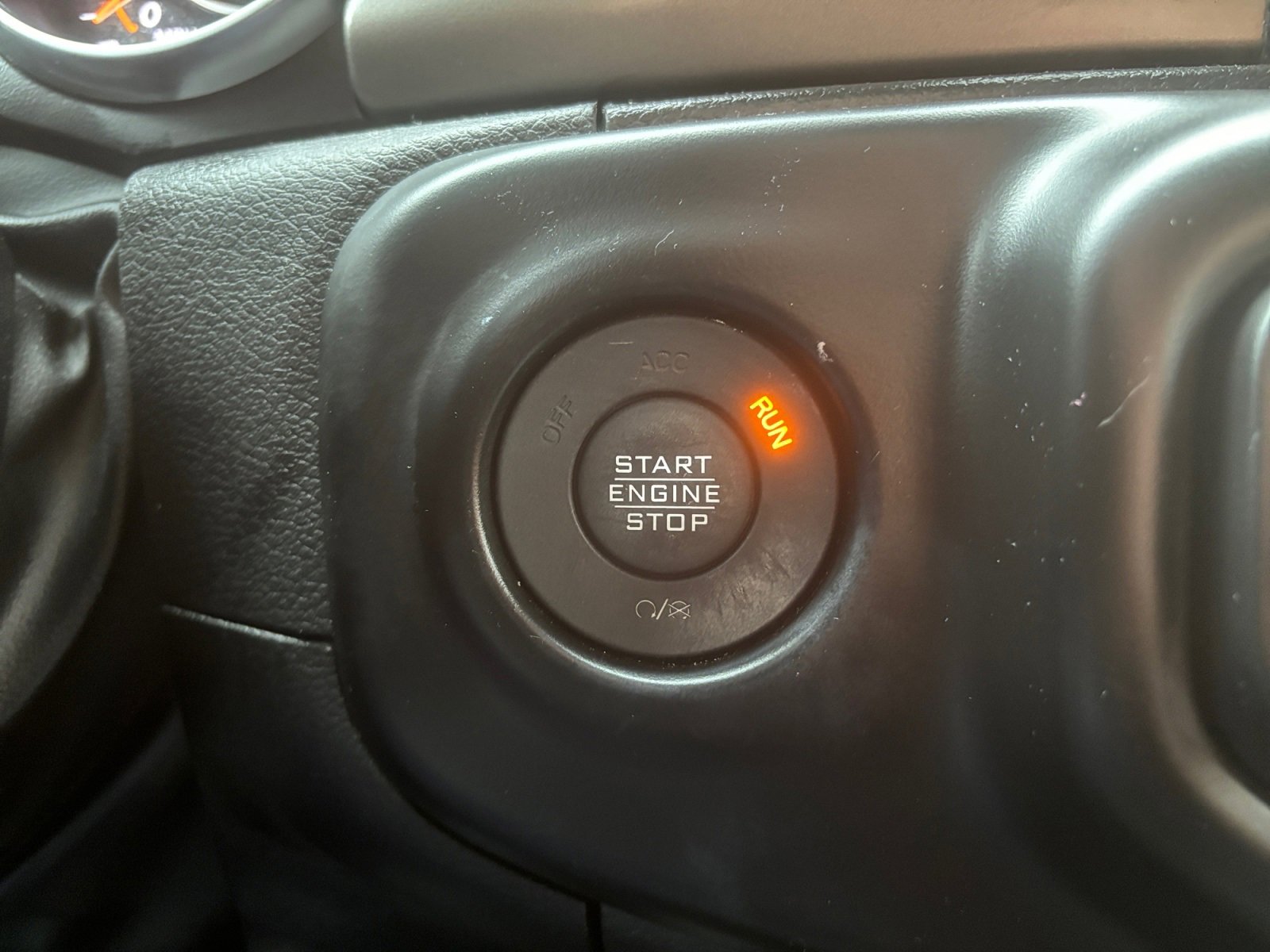 Used 2022 Jeep Wrangler Willys image 24