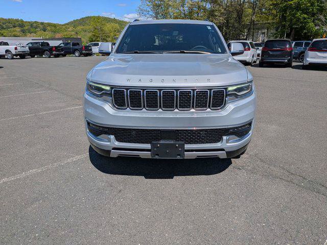 Certified 2022 Jeep Wagoneer Series II AWD/4WD image 2