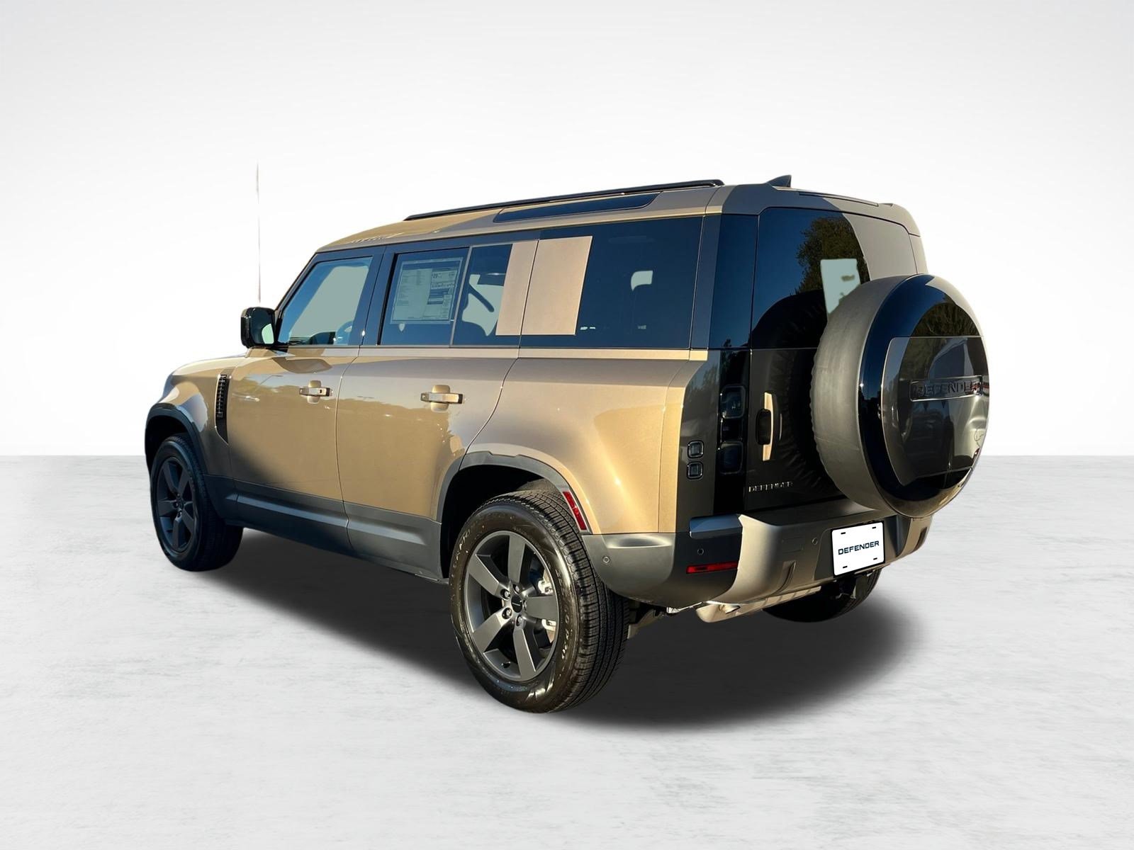 Used 2026 Land Rover Defender 110 S AWD/4WD image 3