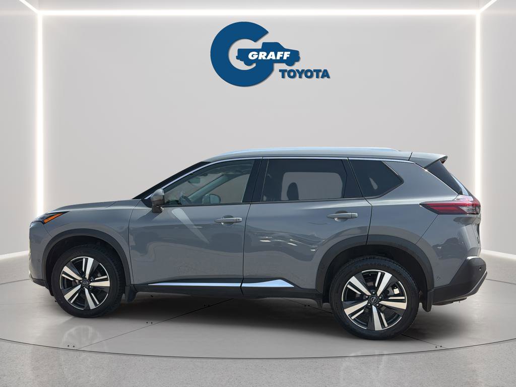 Used 2023 Nissan Rogue SL w/ SL Premium Package image 3