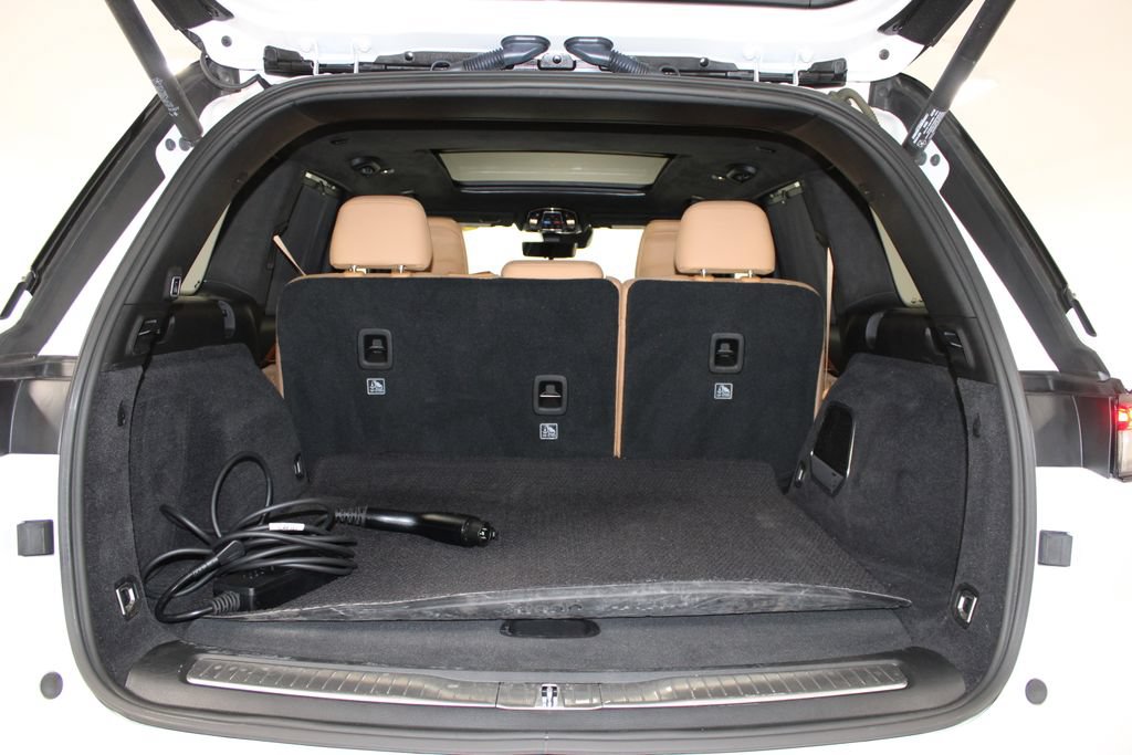 Used 2024 Jeep Grand Cherokee Summit AWD/4WD image 9