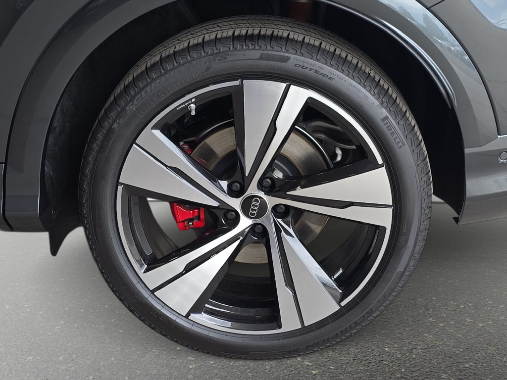 New 2026 Audi SQ5 Prestige AWD/4WD image 33