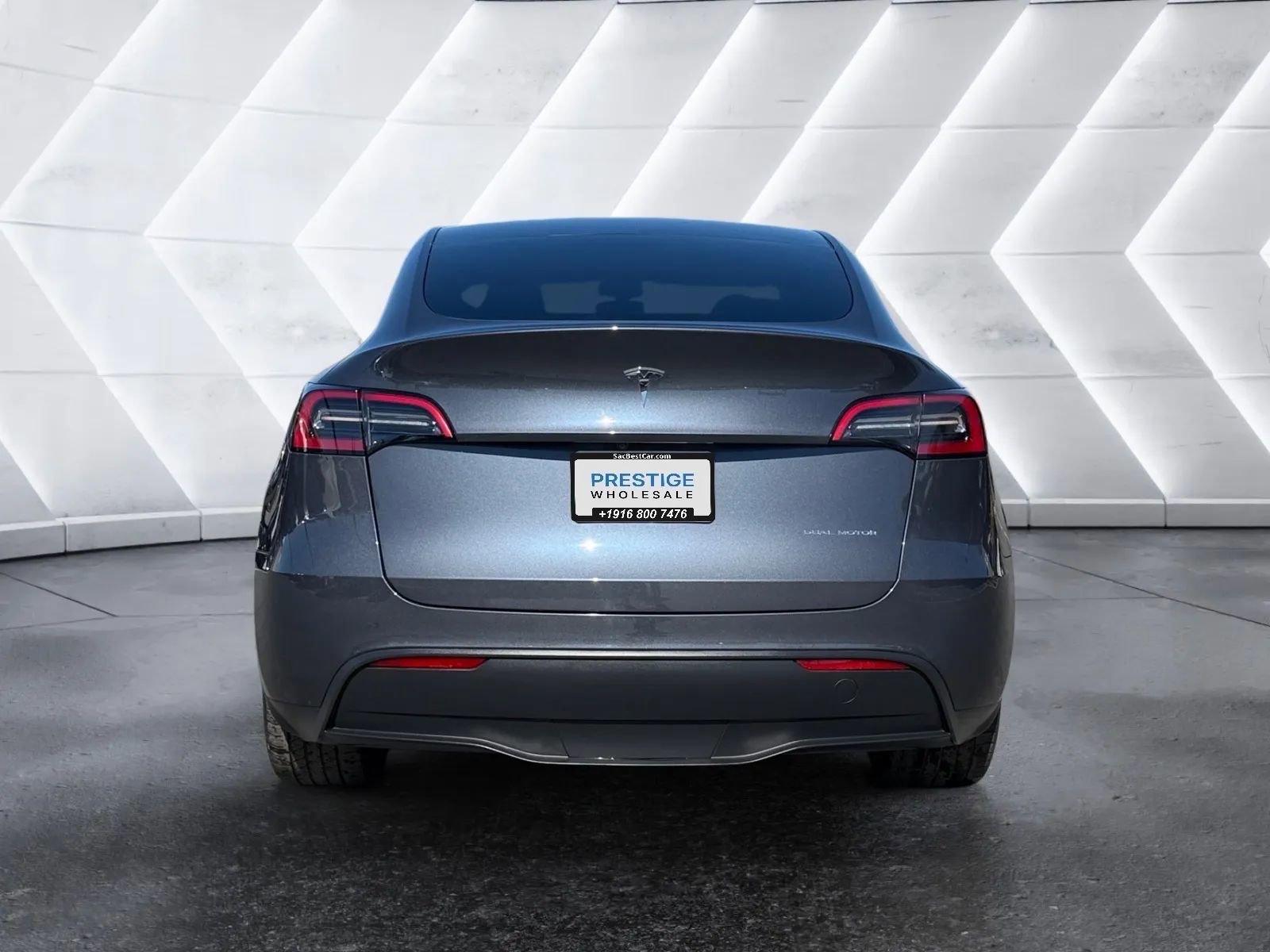 Used 2023 Tesla Model Y Long Range image 4