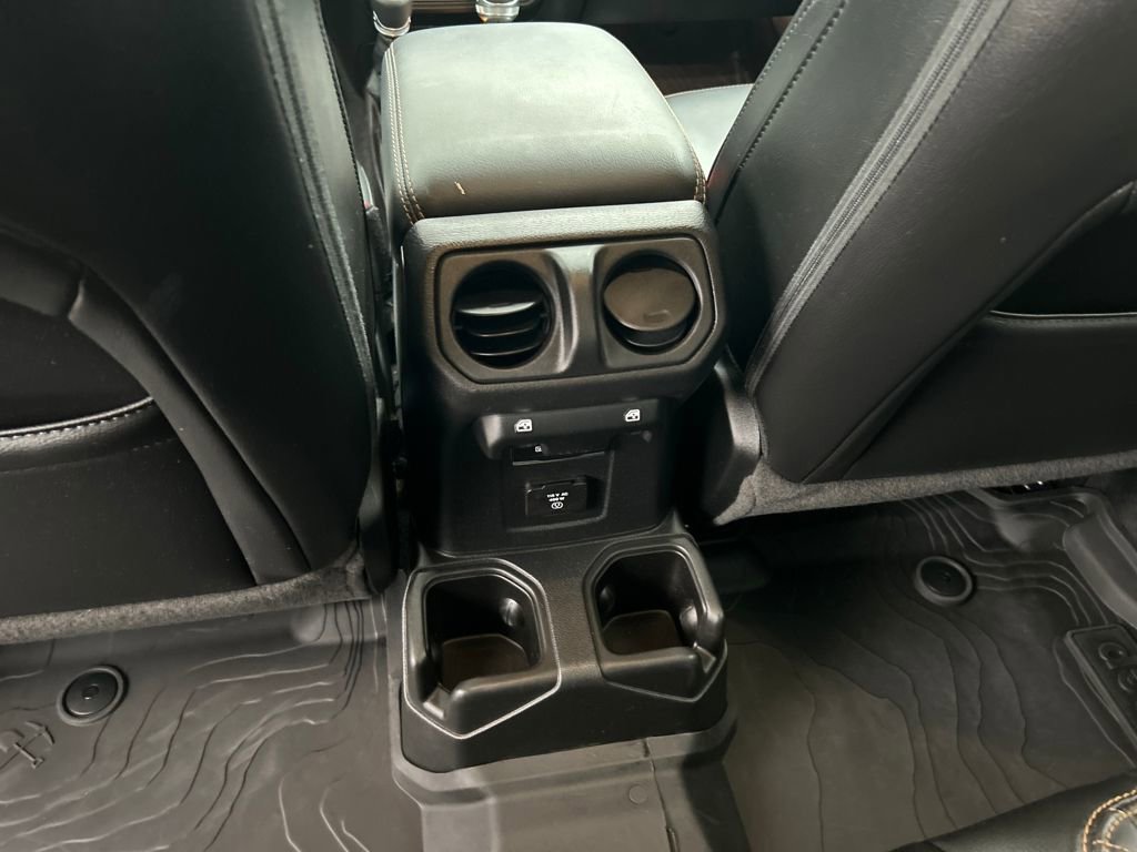 Used 2023 Jeep Gladiator Overland image 26