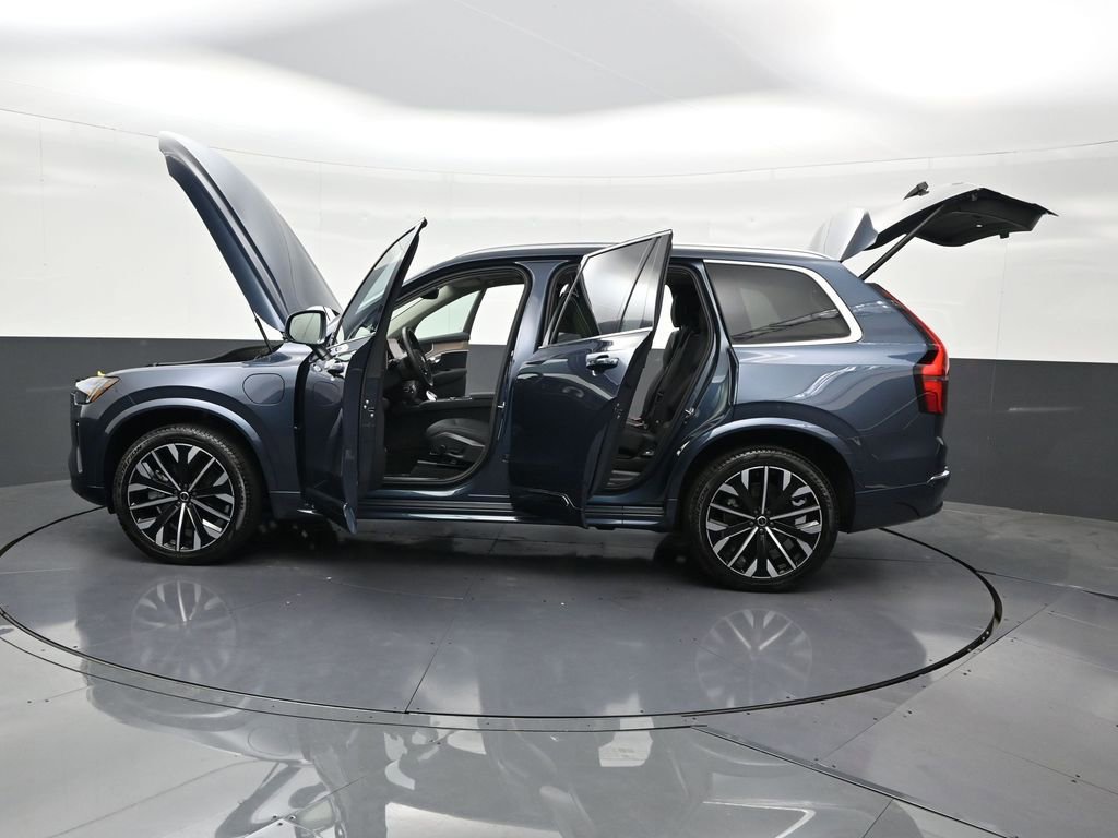New 2026 Volvo XC90 T8 Core AWD/4WD image 31